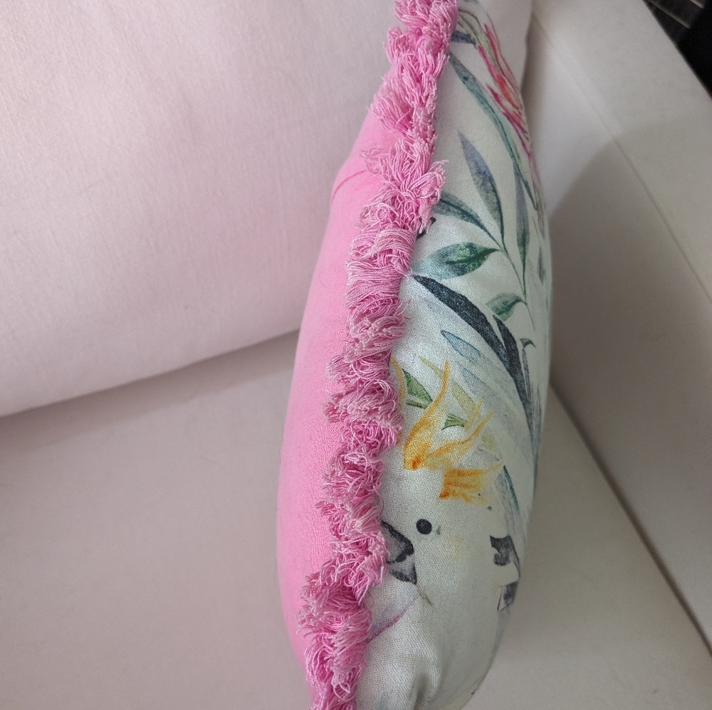 Bright Pillow Set - Picture 6 of 9